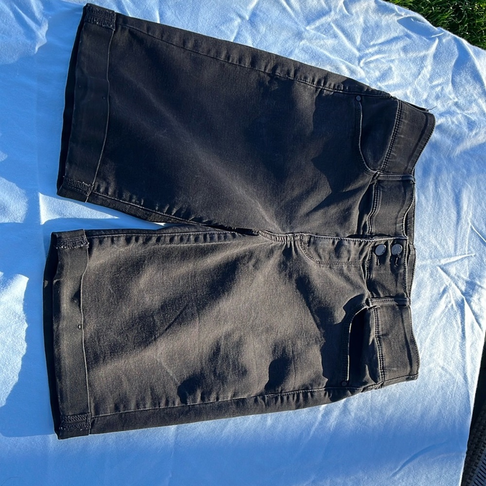 Apt. 9 Black Denim Women’s Bermuda Shorts